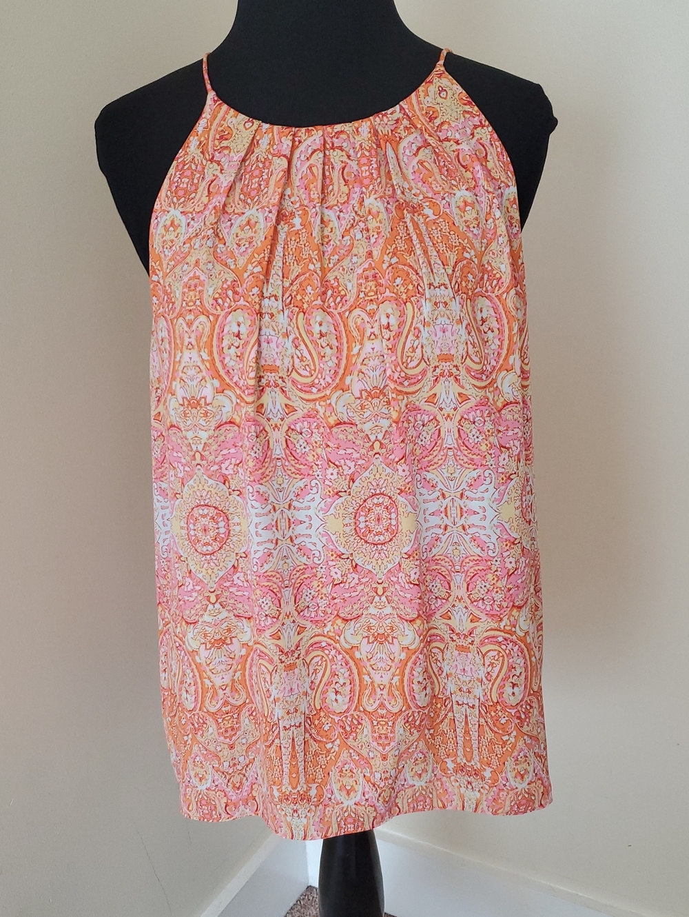 Sleeveless Paisley Halter Top in Coral & Pink MEDIUM